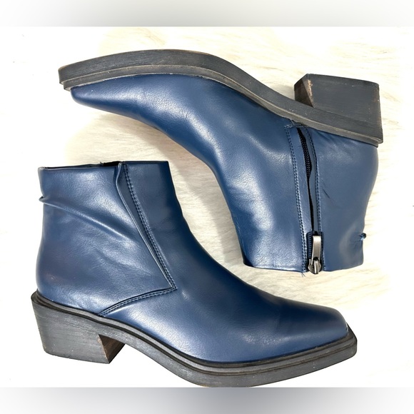 Franco Sarto Ladies Forta Square Toe Ankle Boots Vegan Leather Blue Size 8 EUC - Picture 7 of 9